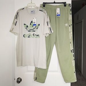 NWT Adidas Originals Mens Camo Infill Tee & Camo Graphics Sweatpants